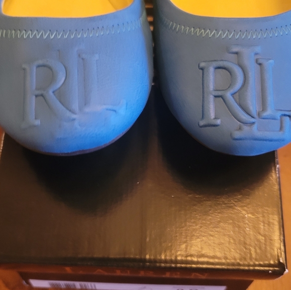 NWOT Ralph Lauren Royal Blue Turquoise Cobalt RL Logo Flats Size 9 - Picture 2 of 7